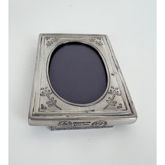 VINTAGE PIERRE DEUX OVAL PHOTO PICTURE FRAME PEWTER LEAD FREE - Picture 2 of 7